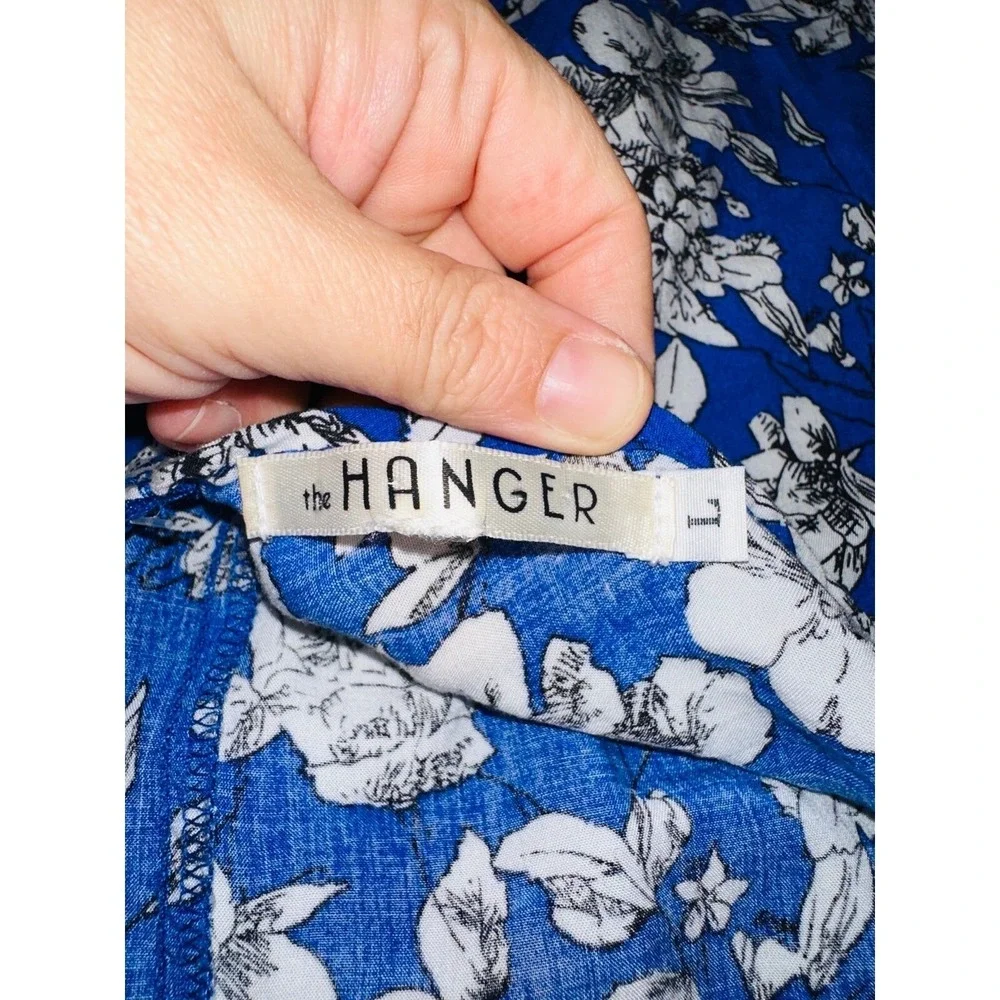 The Hanger d5 hanger